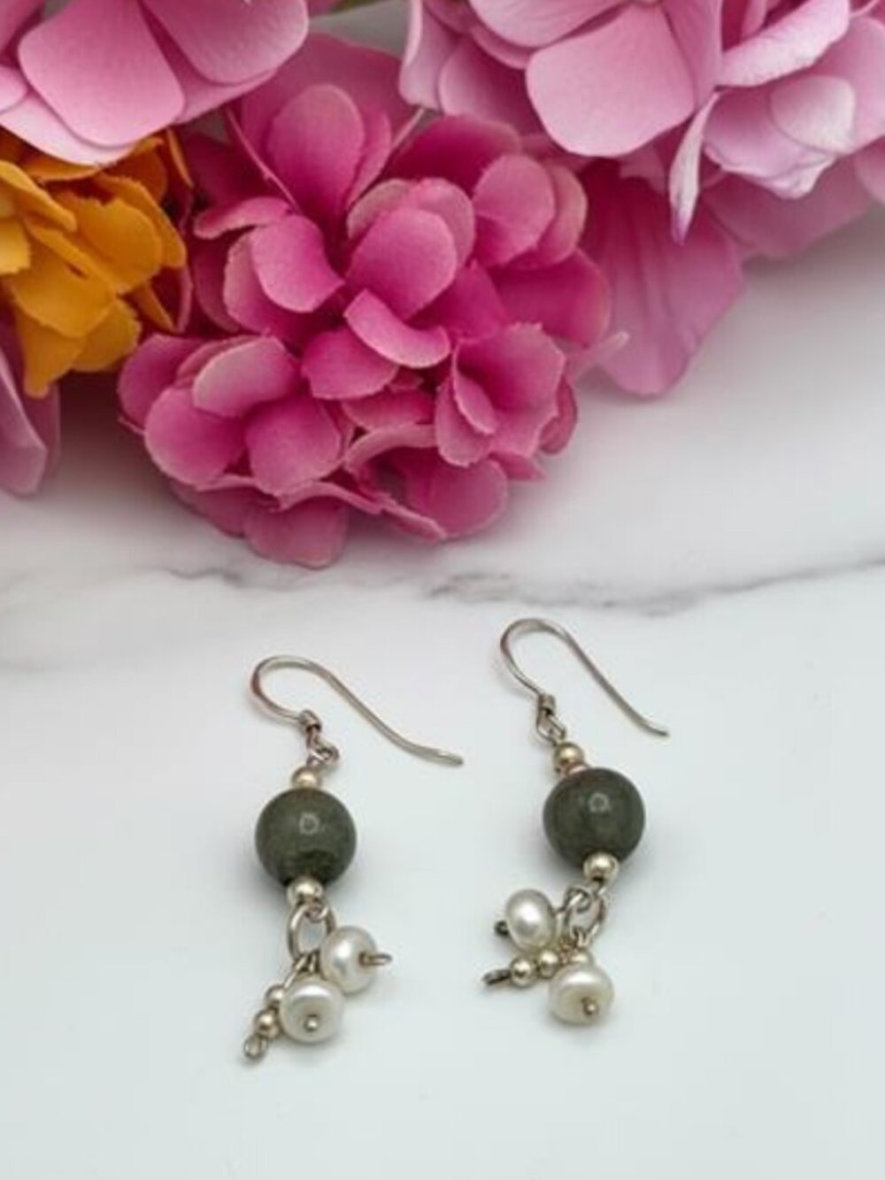 Sterling Silver Jade Pearl Dangle Earrings 925 Green Jade 9mm Bead 1 Inch Drop